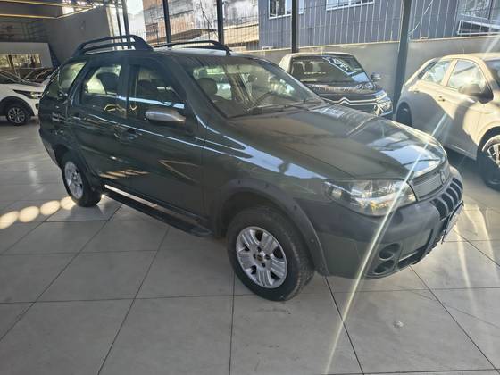 FIAT PALIO 1.8 MPI ADVENTURE WEEKEND 8V FLEX 4P MANUAL
